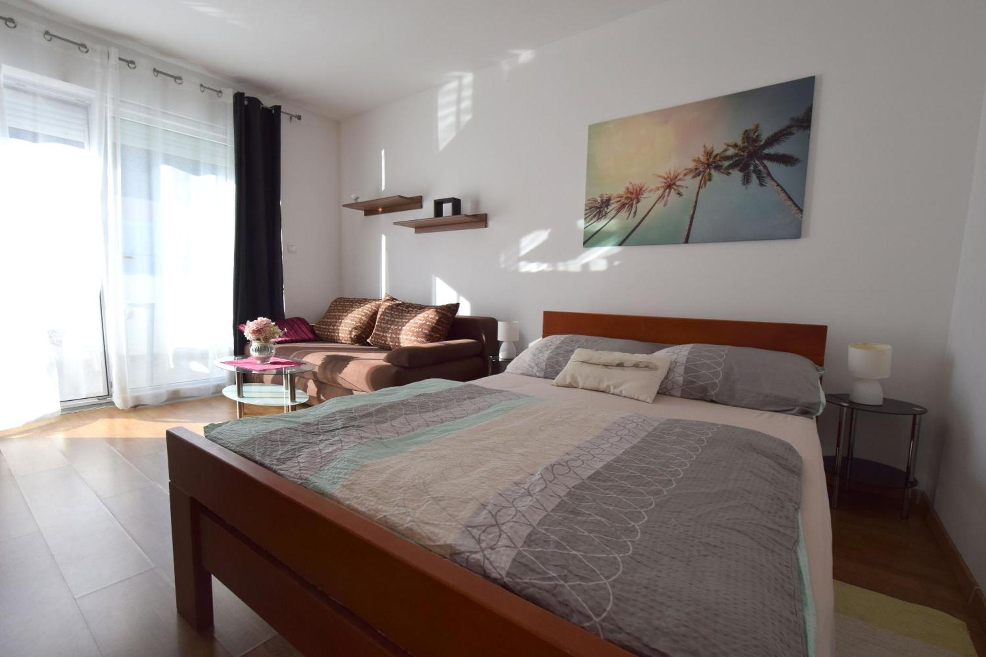 Holiday home Mikec Malinska